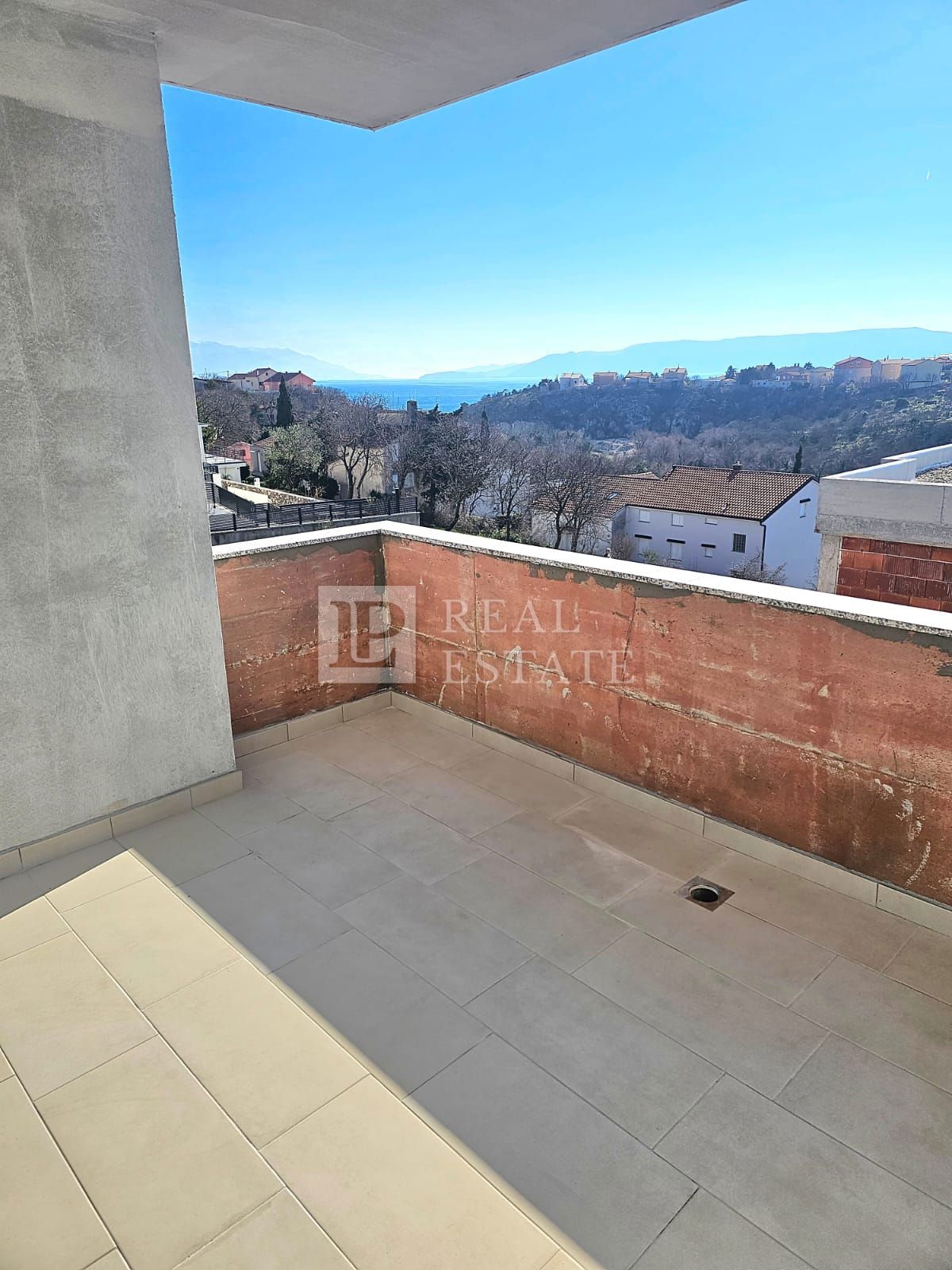 NOVI VINODOLSKI - appartamento con vista mare in un moderno edificio nuovo