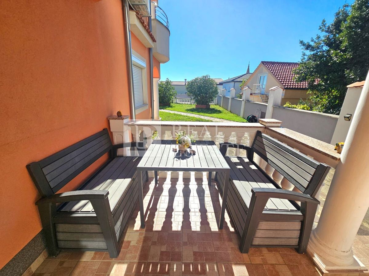 JADRANOVO - VENDITA ESCLUSIVA - quattro appartamenti con giardino e garage in centro