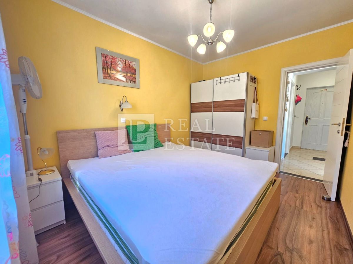 JADRANOVO - VENDITA ESCLUSIVA - quattro appartamenti con giardino e garage in centro