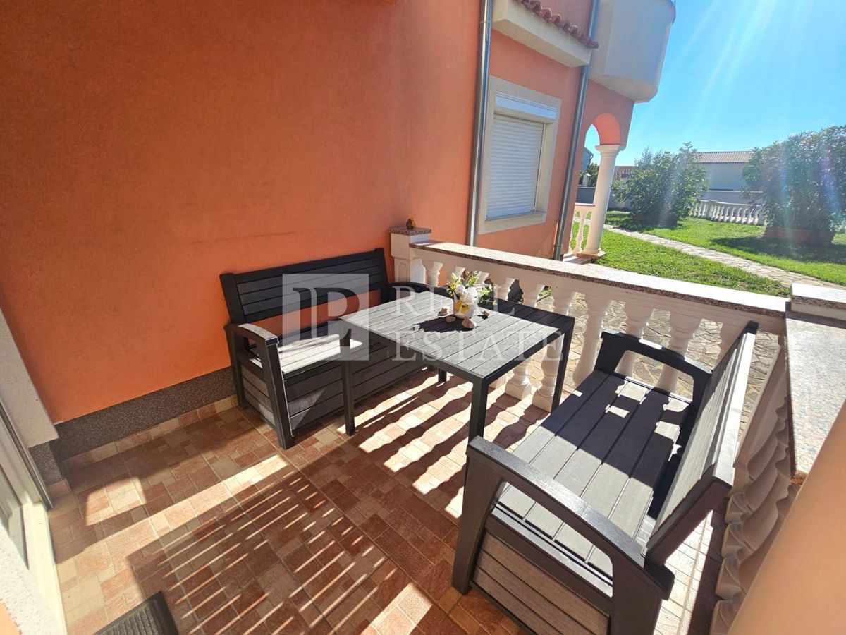 JADRANOVO - VENDITA ESCLUSIVA - quattro appartamenti con giardino e garage in centro