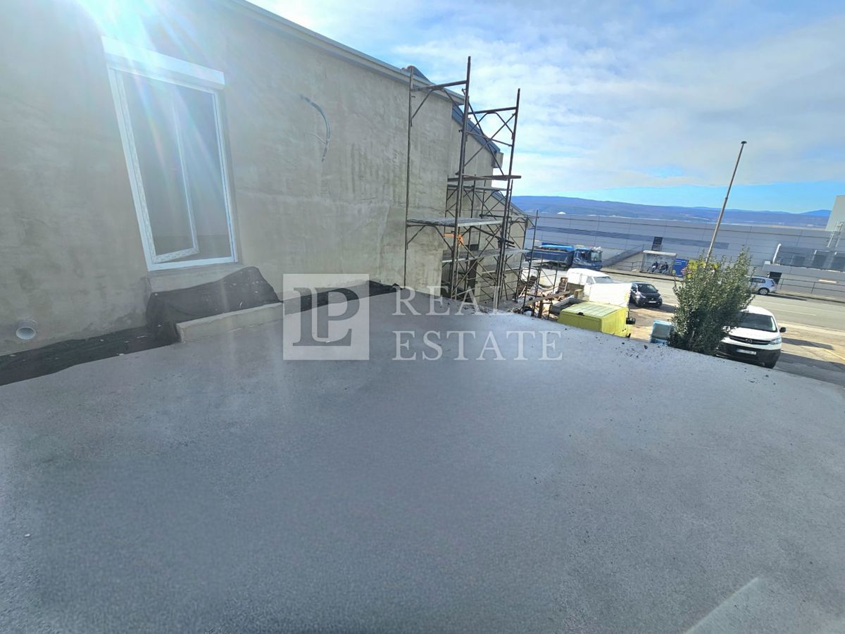 CRIKVENICA - appartamento con ampia terrazza