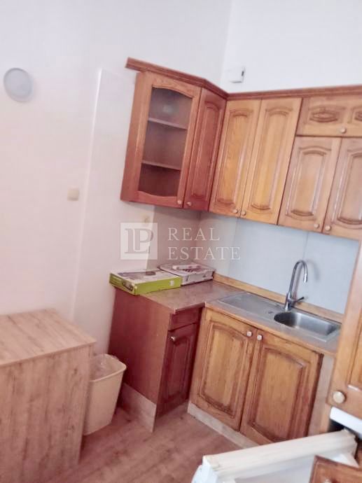 NOVI VINODOLSKI - due appartamenti a 100 m dal mare