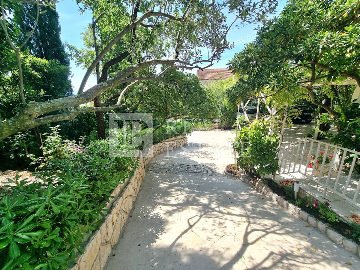 DRAMALJ - villa indipendente a 300 metri dal mare