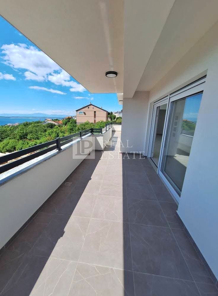 CRIKVENICA - appartamento con tre camere da letto in un lussuoso edificio nuovo