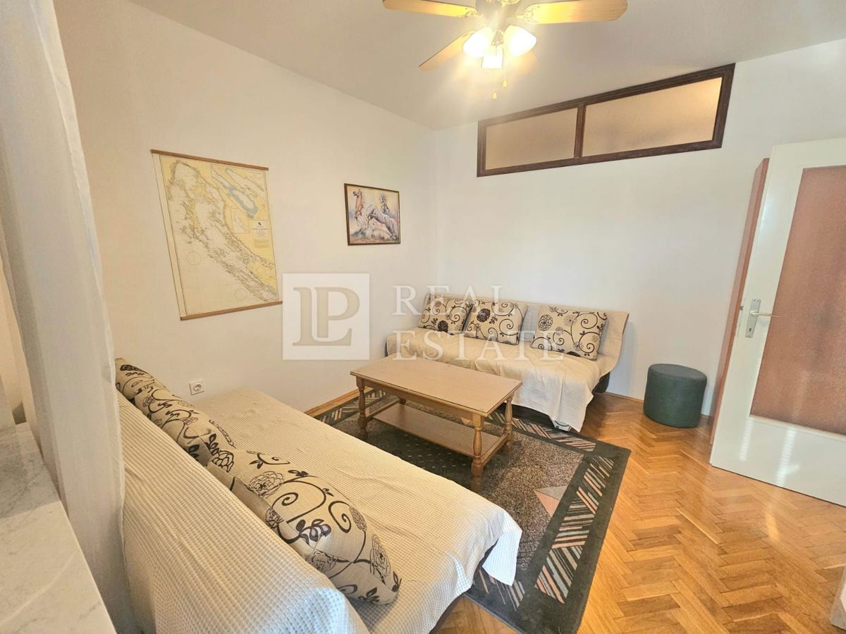 JADRANOVO - appartamento con una camera da letto in centro