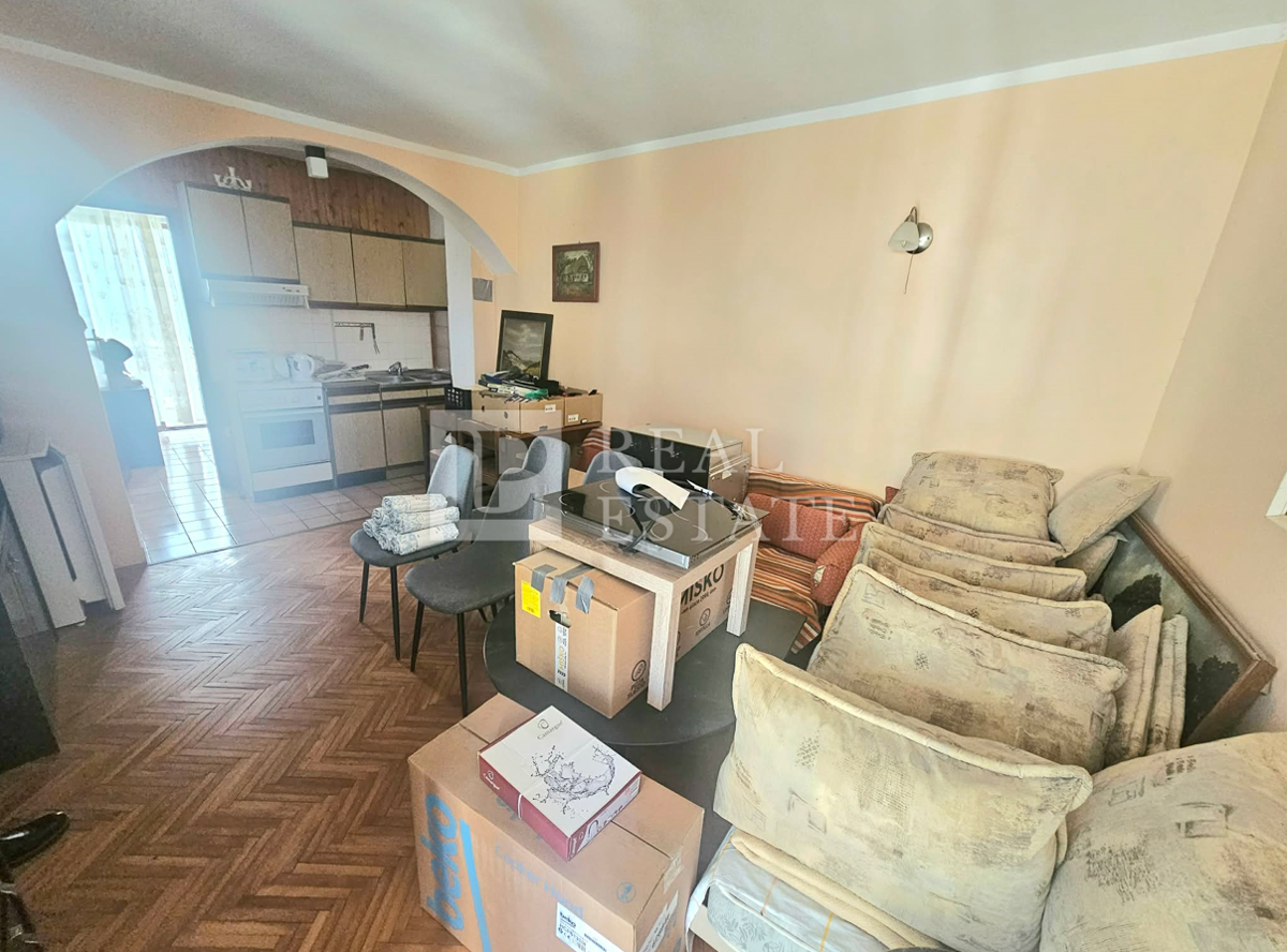 CRIKVENICA - casa con tre appartamenti nel centro della città