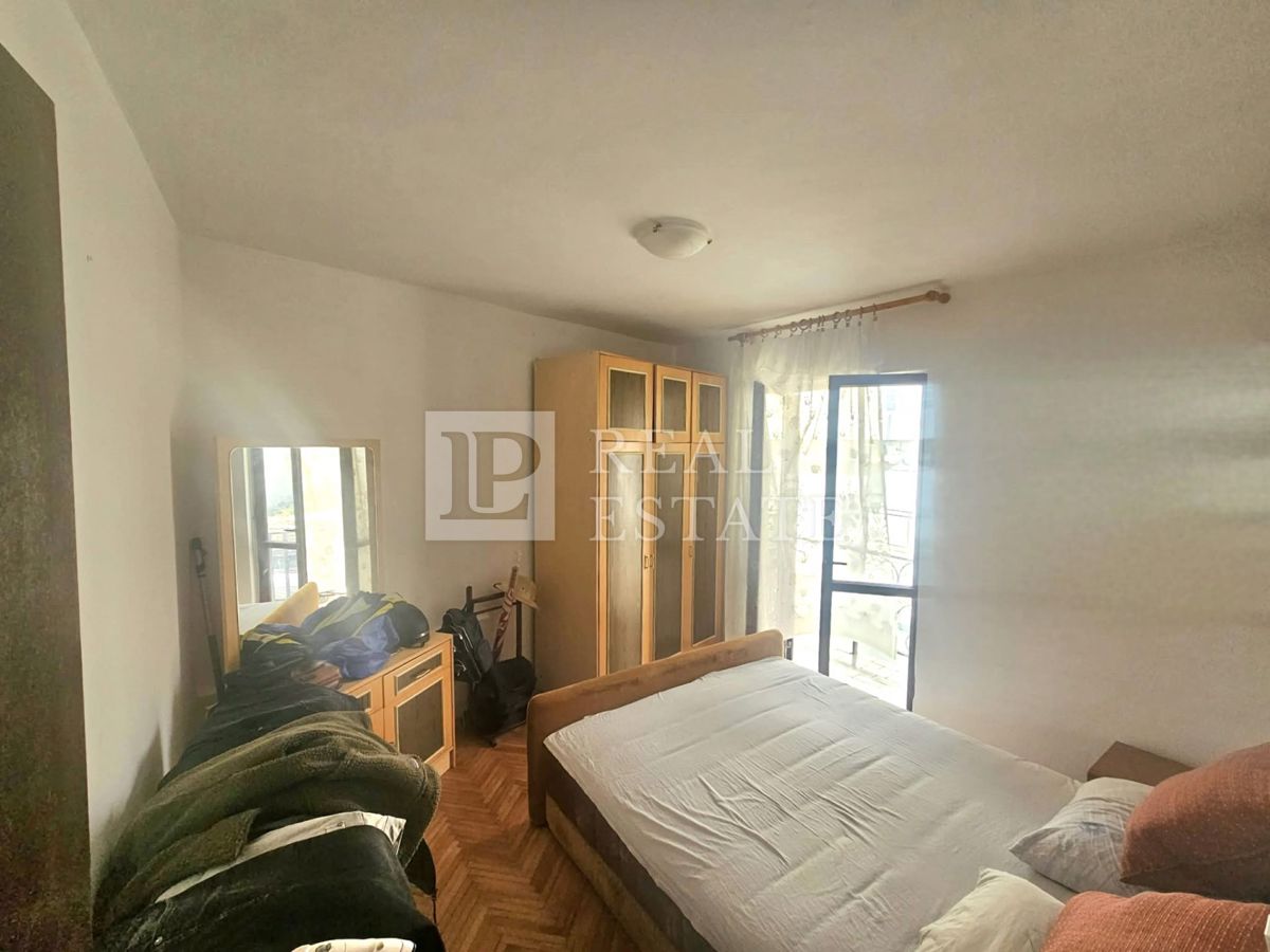 CRIKVENICA - casa con tre appartamenti nel centro della città