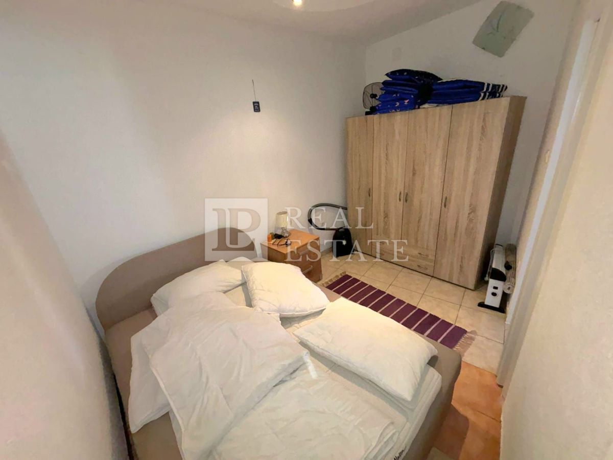 NOVI VINODOLSKI - Appartamento con 2 camere da letto e terrazza