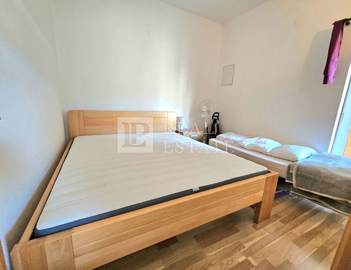 NOVI VINODOLSKI - Appartamento con 2 camere da letto e terrazza