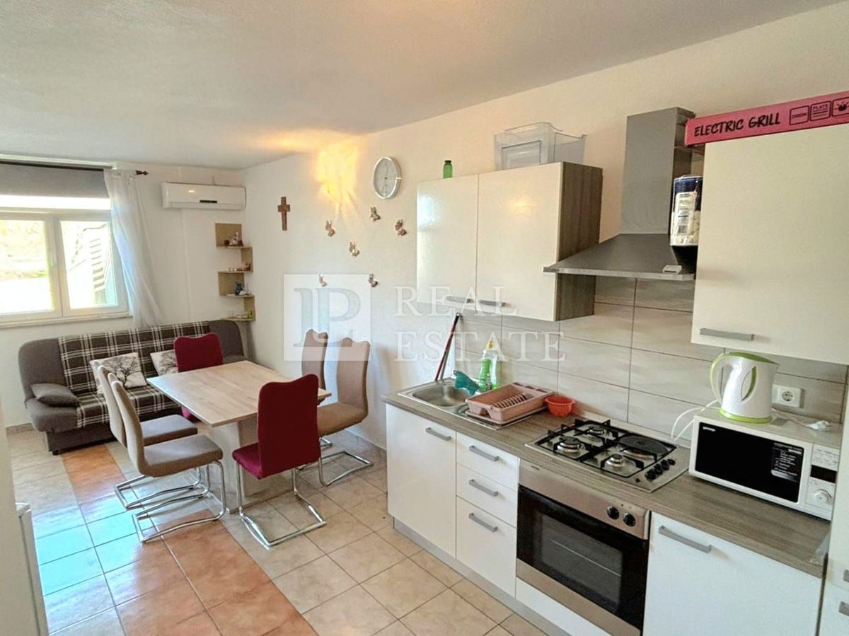 NOVI VINODOLSKI - Appartamento con 2 camere da letto e terrazza