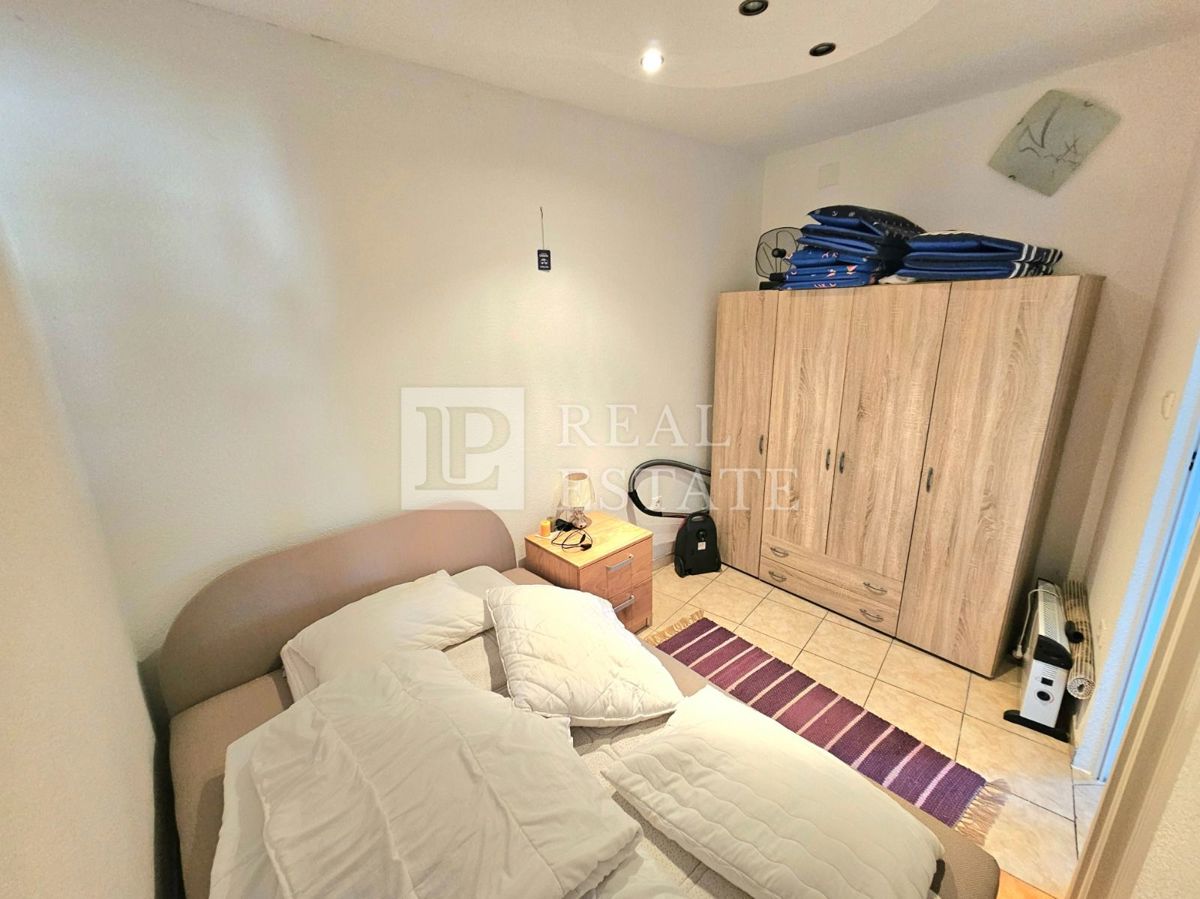 NOVI VINODOLSKI - Appartamento con 2 camere da letto e terrazza