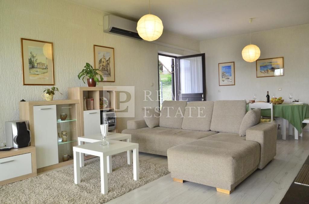 CRIKVENICA - splendida casa di 602 m2 con piscina vicino al mare