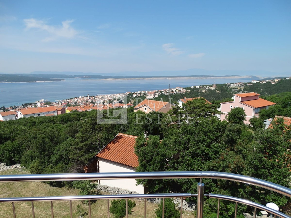 CRIKVENICA - appartamento con 2 camere da letto, 3 bagni, parcheggio