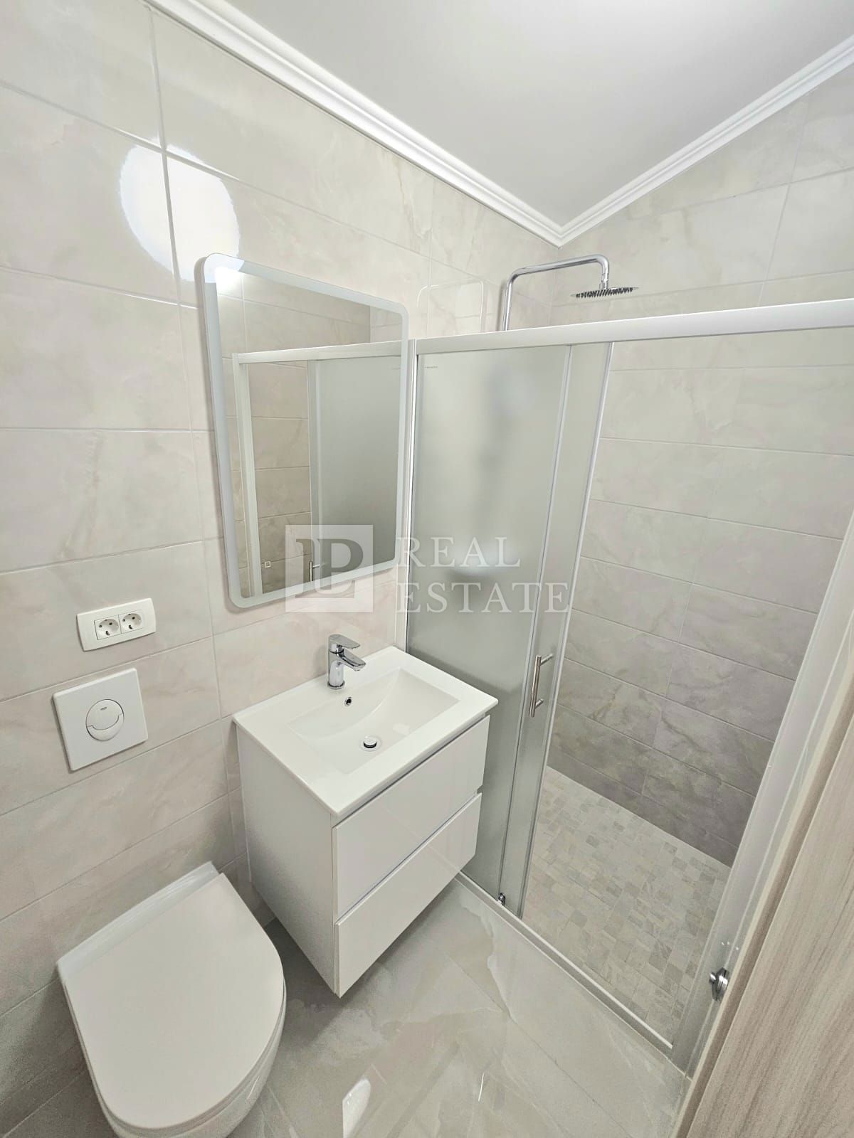 CRIKVENICA - Appartamento con 3 camere da letto con vista panoramica sul mare