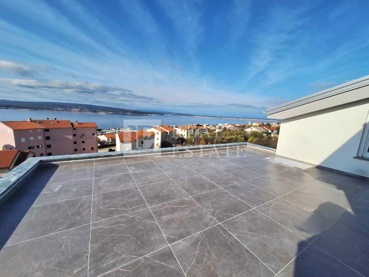 CRIKVENICA - Appartamento con 3 camere da letto con vista panoramica sul mare