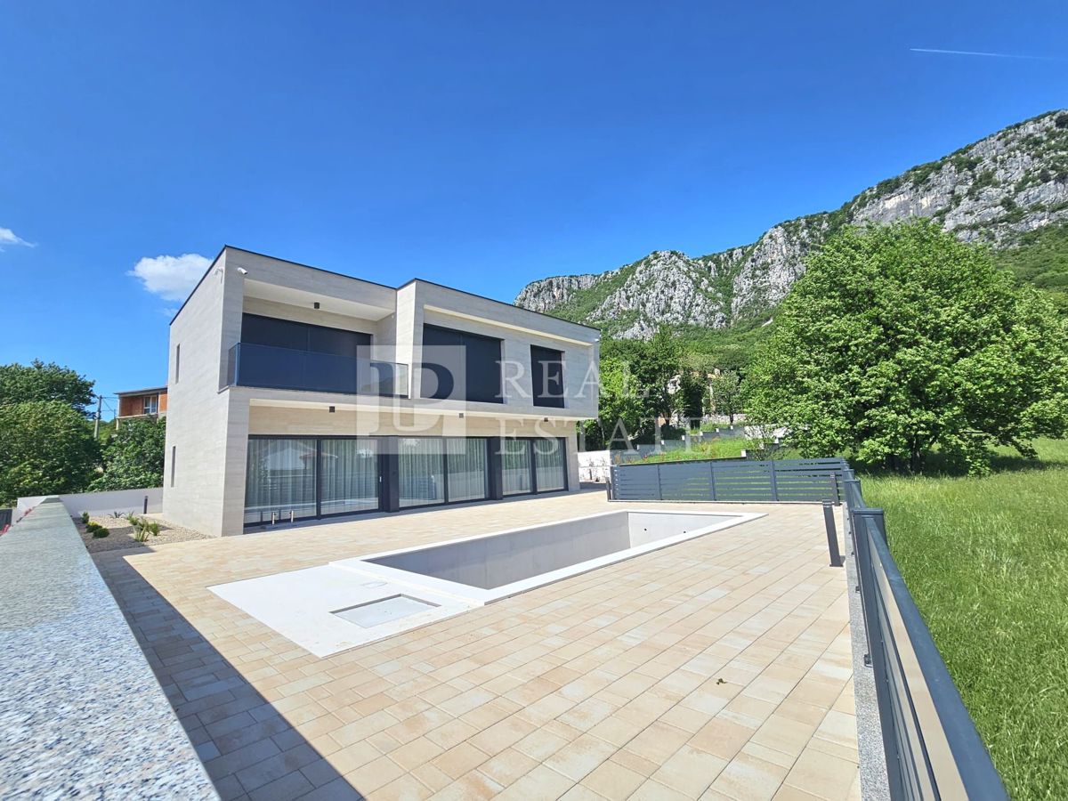 BRIBIR - graziosa villa in posizione tranquilla