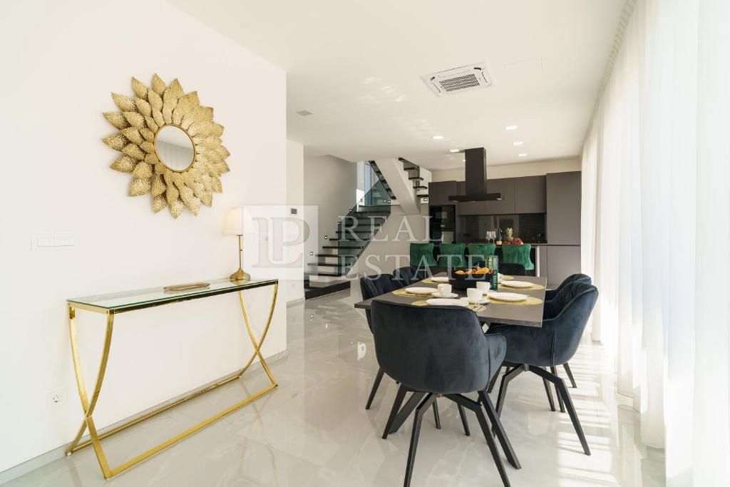 BRIBIR - graziosa villa in posizione tranquilla