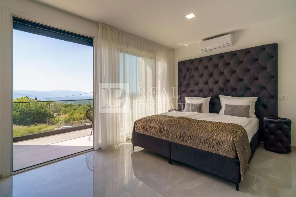 BRIBIR - graziosa villa in posizione tranquilla