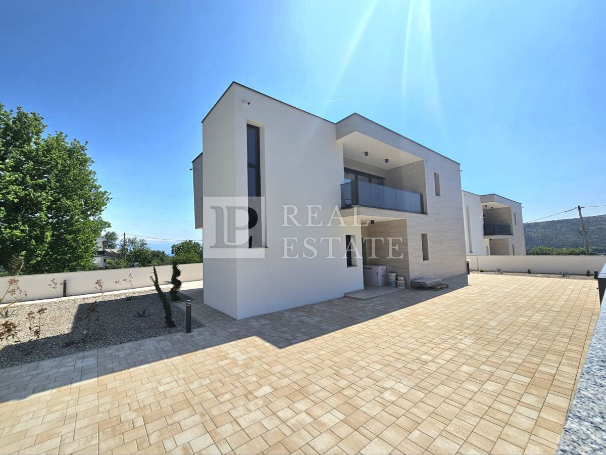 BRIBIR - graziosa villa in posizione tranquilla