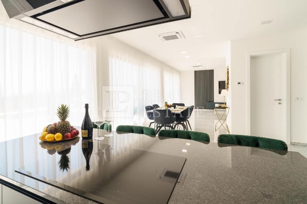 BRIBIR - graziosa villa in posizione tranquilla
