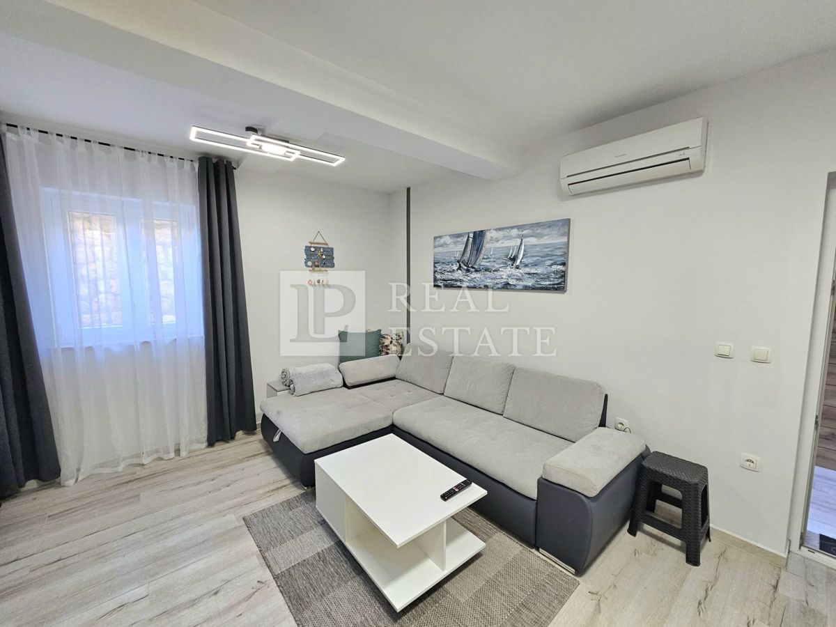 DRAMALJ - grazioso appartamento al piano terra con terrazza