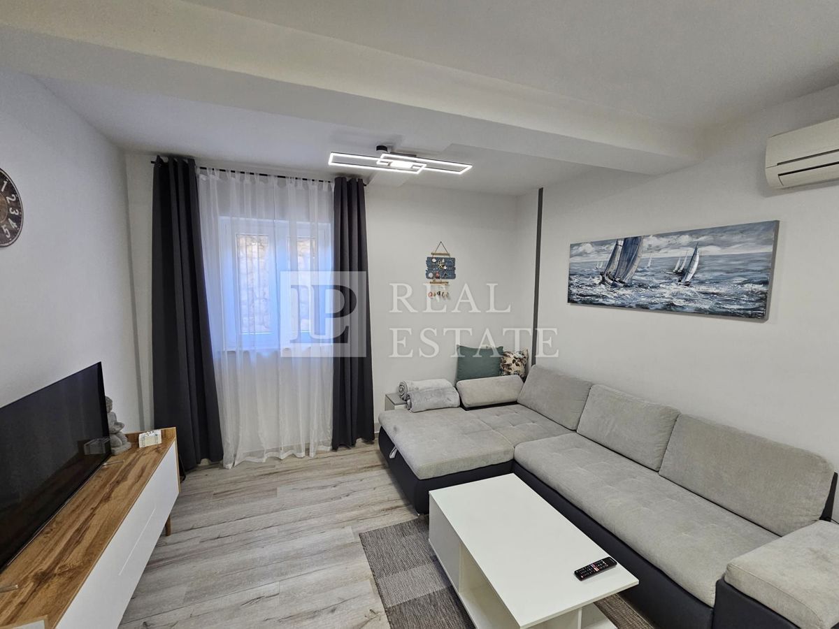 DRAMALJ - grazioso appartamento al piano terra con terrazza