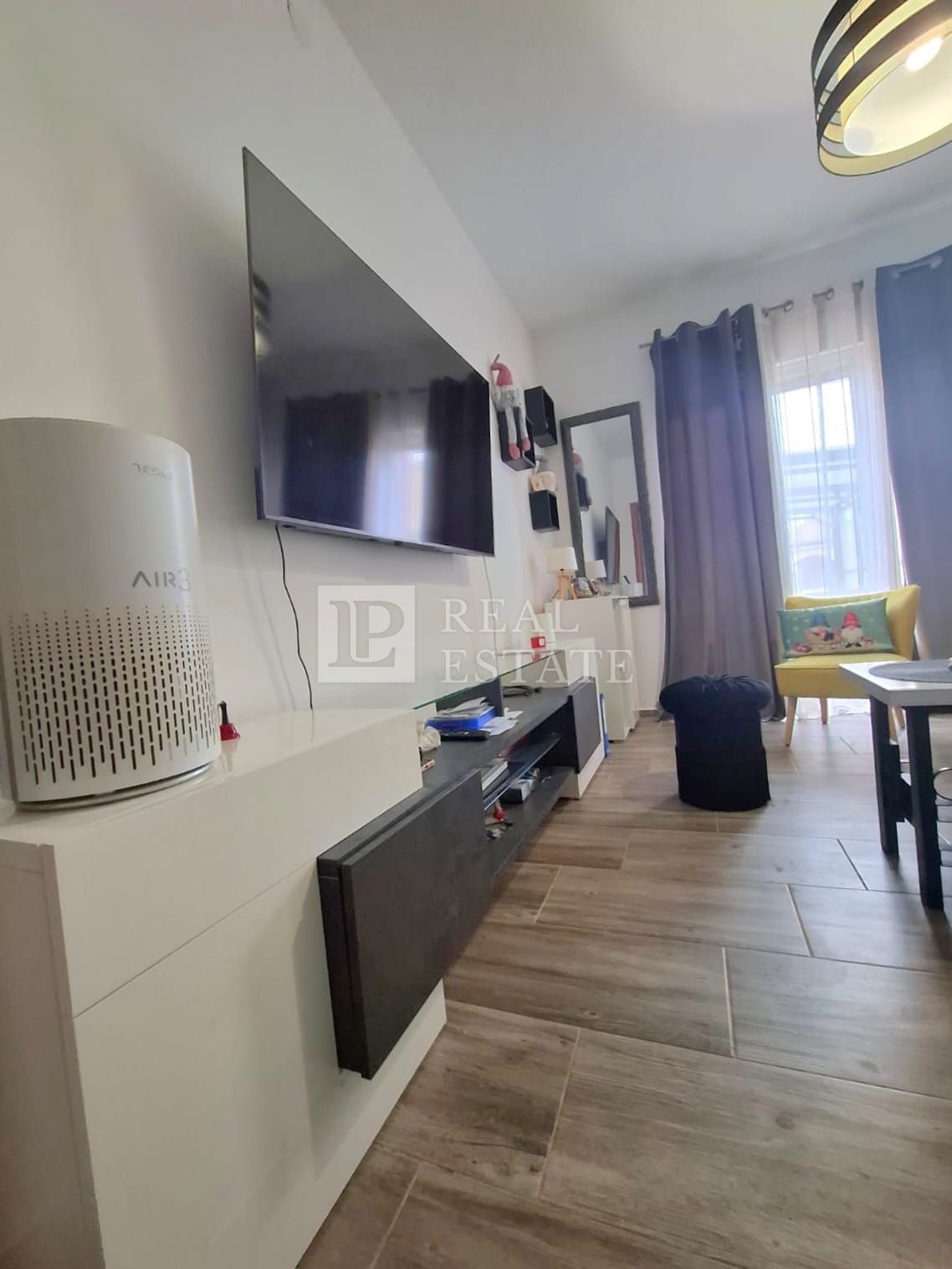 VIŠKOVO - Appartamento di 34 m2 in centro