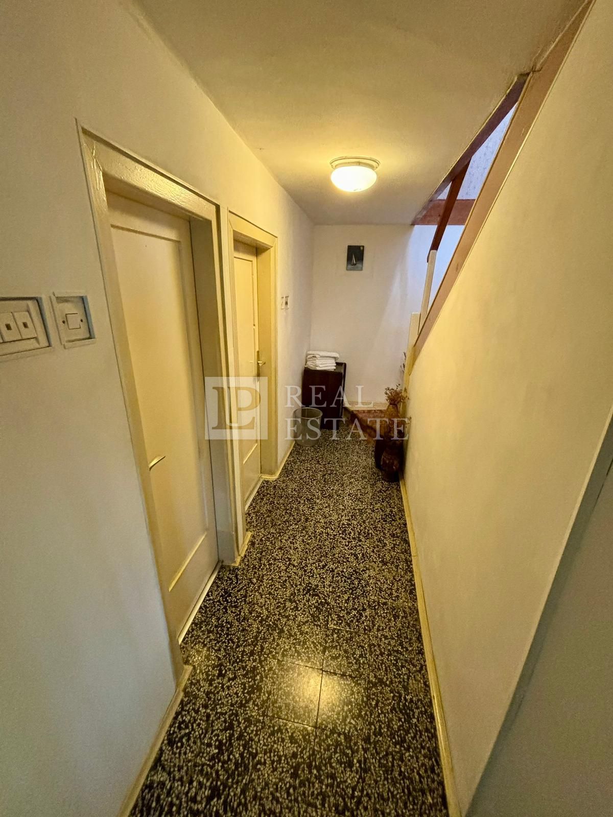 NOVI VINODOLSKI - casa in pietra con un'ampia terrazza vicino al mare e al centro