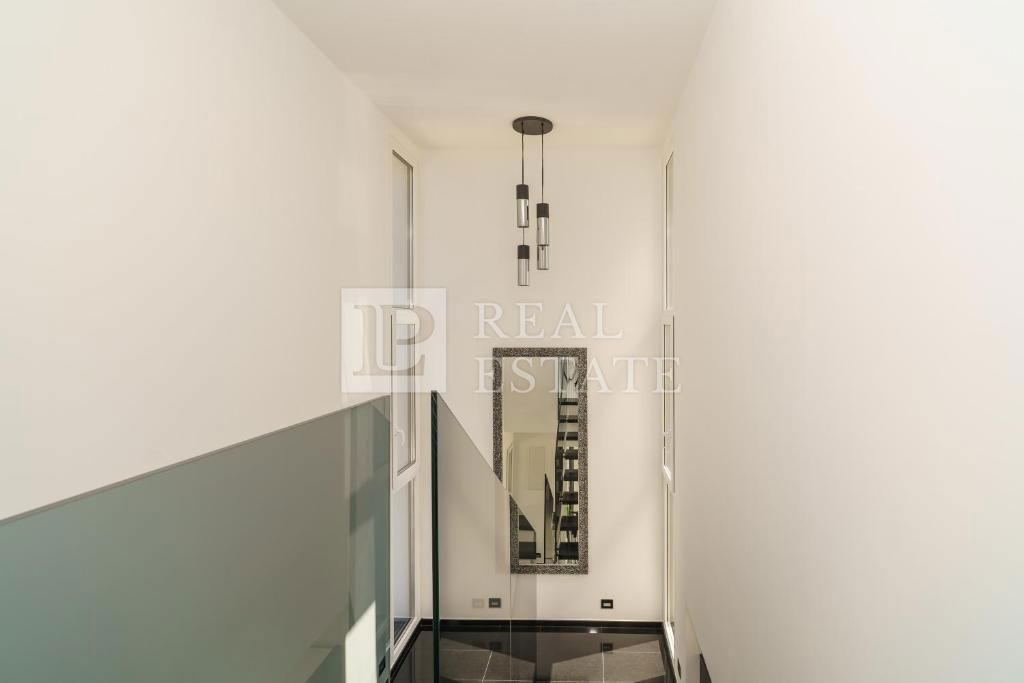 BRIBIR - villa di lusso con piscina