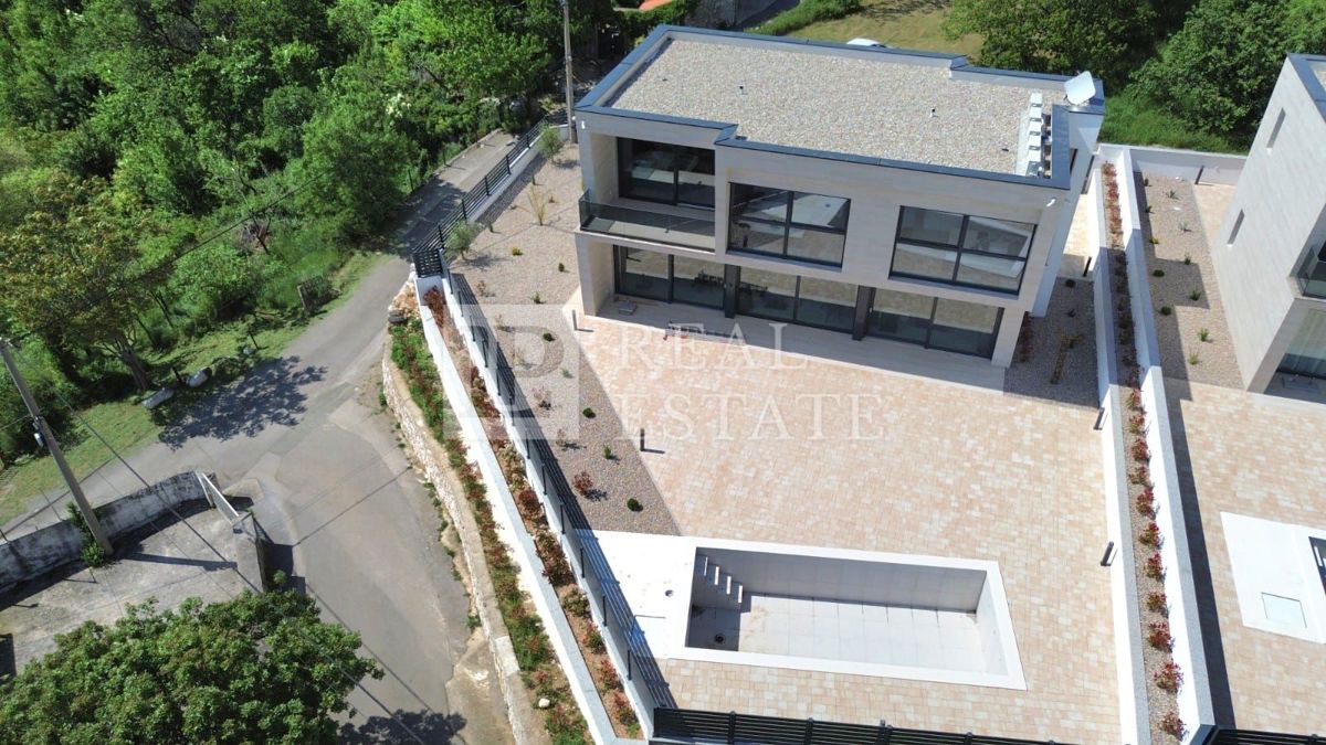 BRIBIR - villa di lusso con piscina