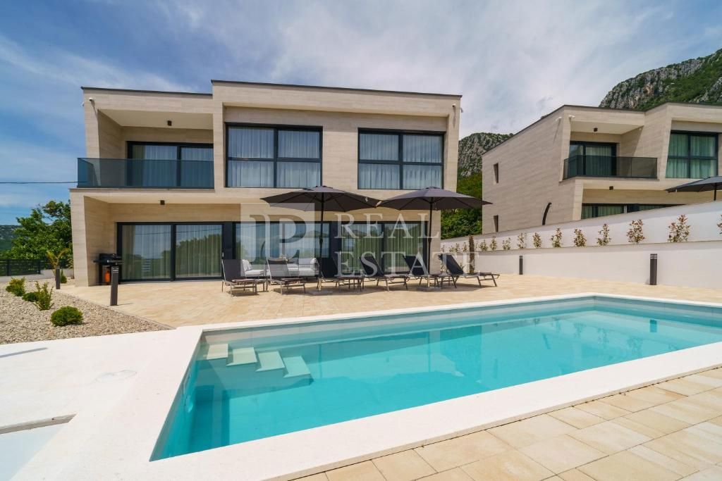 BRIBIR - villa di lusso con piscina