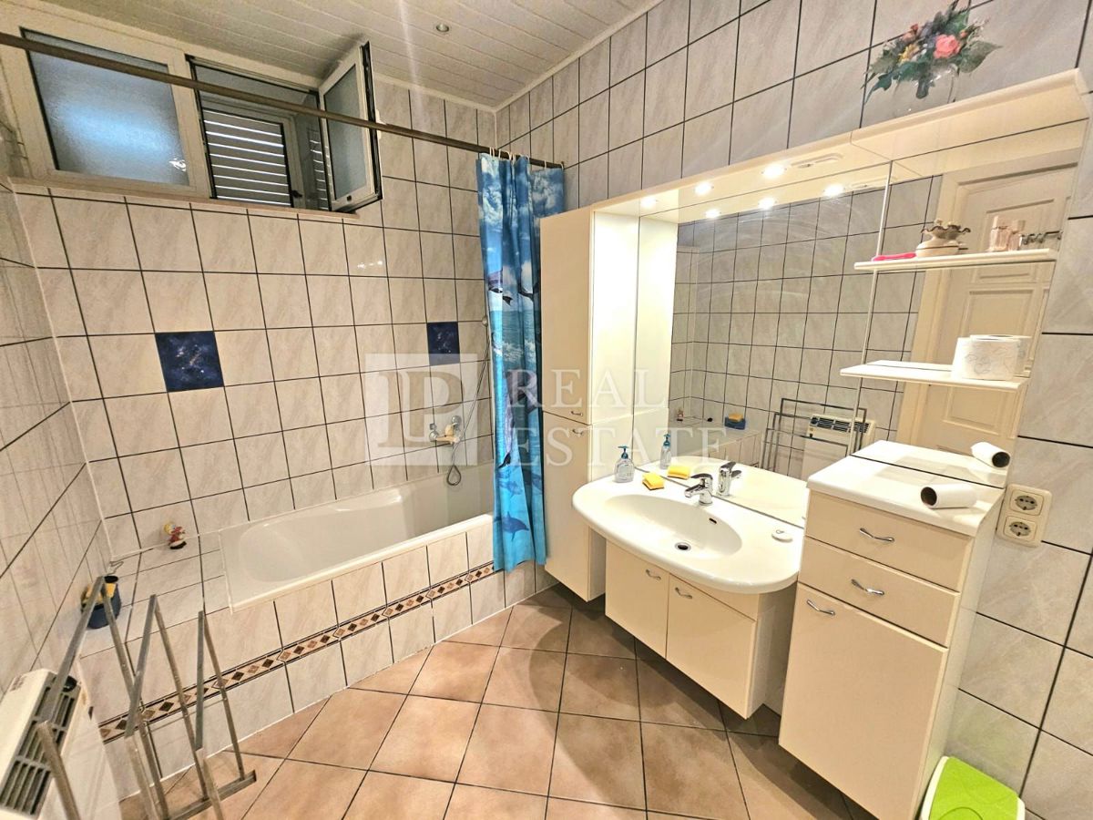 CRIKVENICA - condominio con vista mare aperta