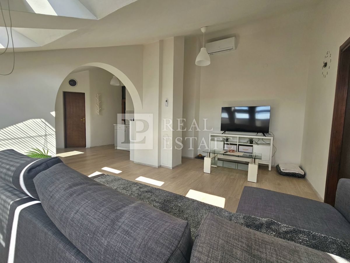 SELCE - VENDITA ESCLUSIVA - appartamento con vista mare aperta