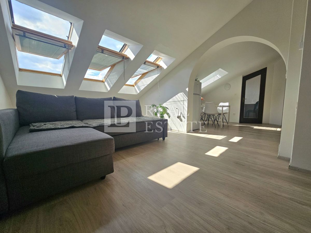 SELCE - VENDITA ESCLUSIVA - appartamento con vista mare aperta