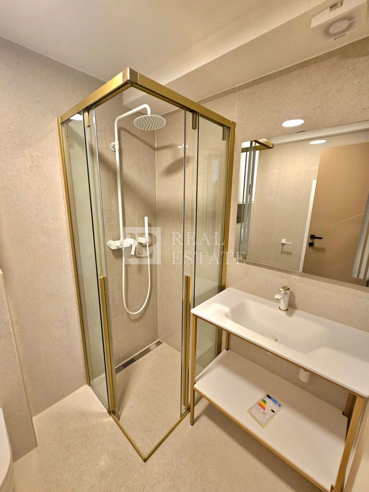 CRIKVENICA - appartamento compatto in un moderno edificio di nuova costruzione