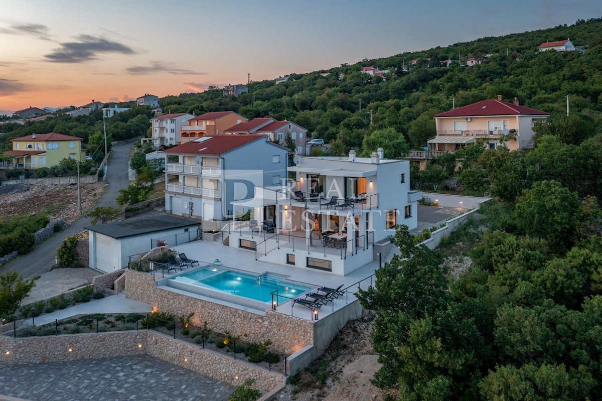 ŠMRIKA - una villa moderna con vista panoramica