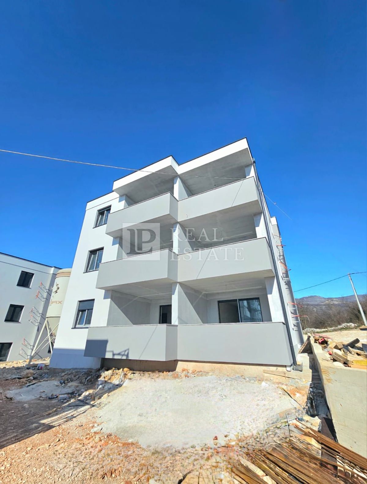 NOVI VINODOLSKI - appartamento con due camere da letto in un moderno edificio nuovo