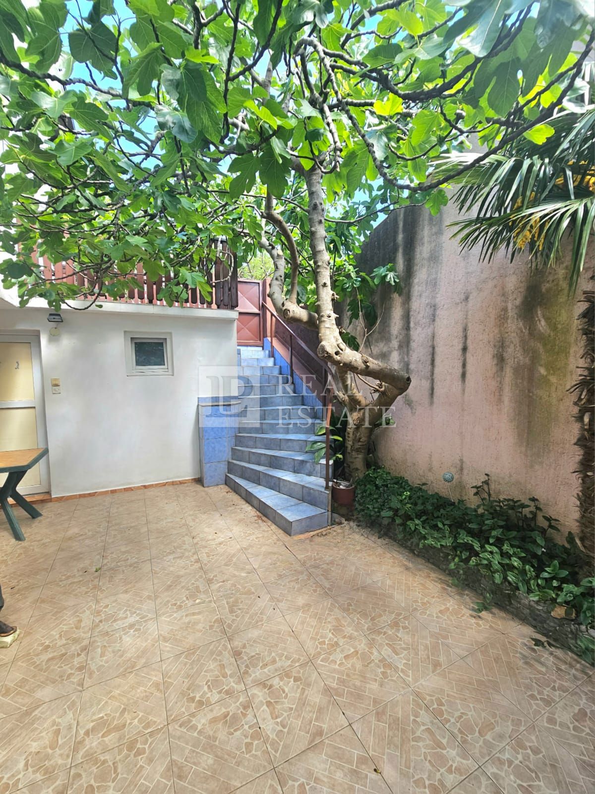 JADRANOVO - affascinante casa con cortile