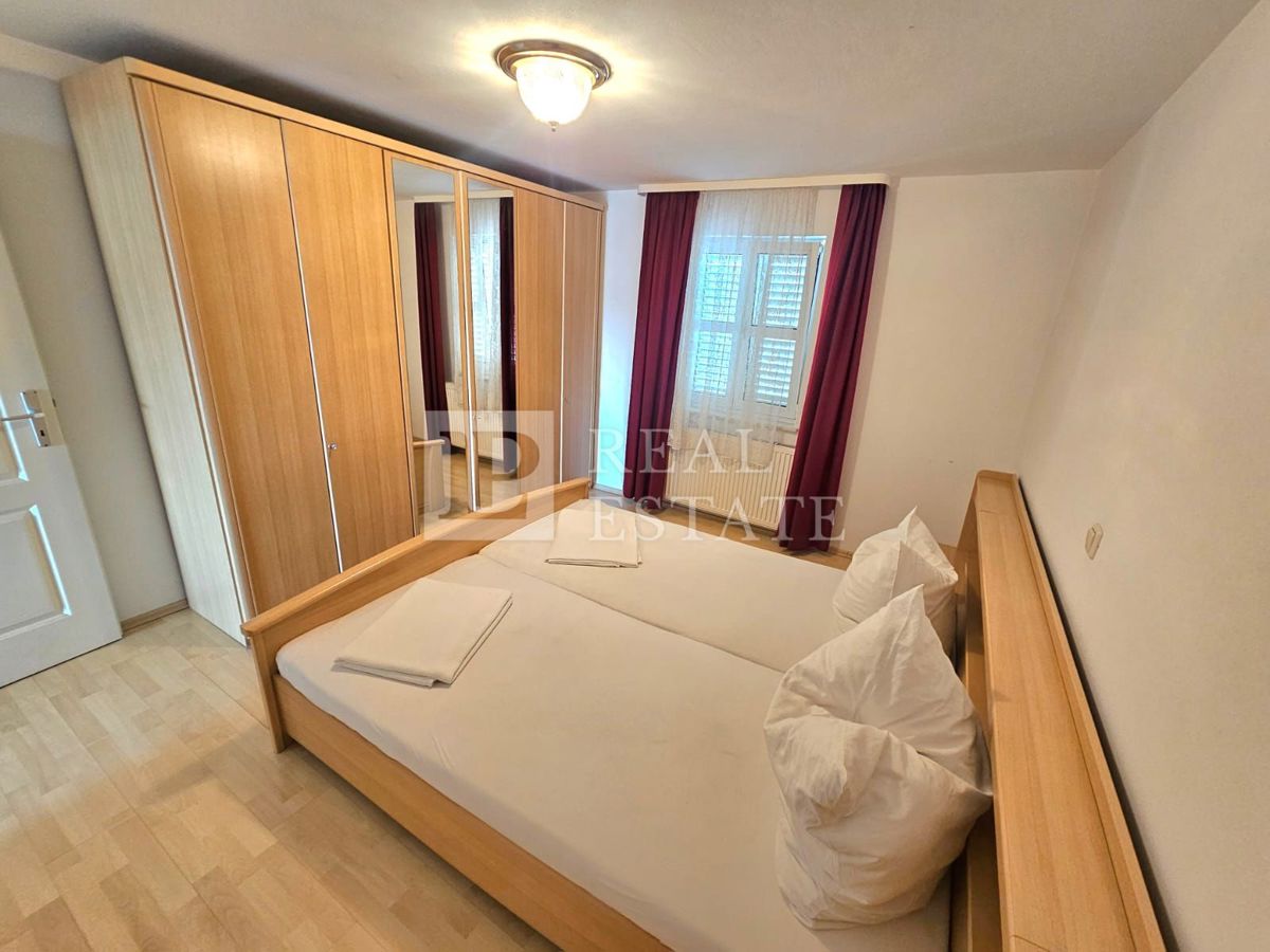 CRIKVENICA - edificio residenziale con 8 appartamenti