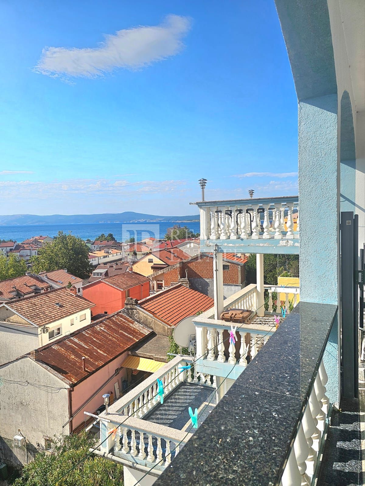 CRIKVENICA - edificio residenziale con 8 appartamenti