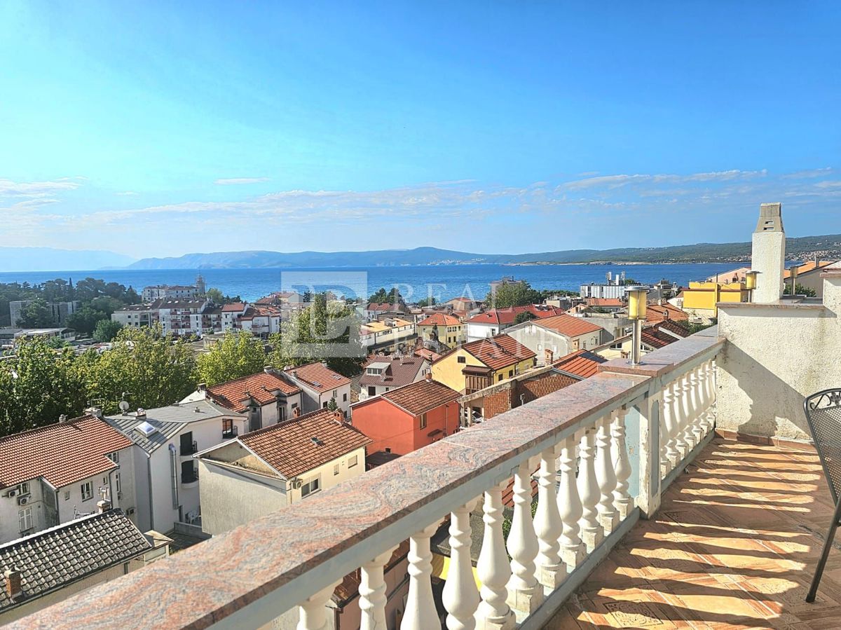 CRIKVENICA - edificio residenziale con 8 appartamenti