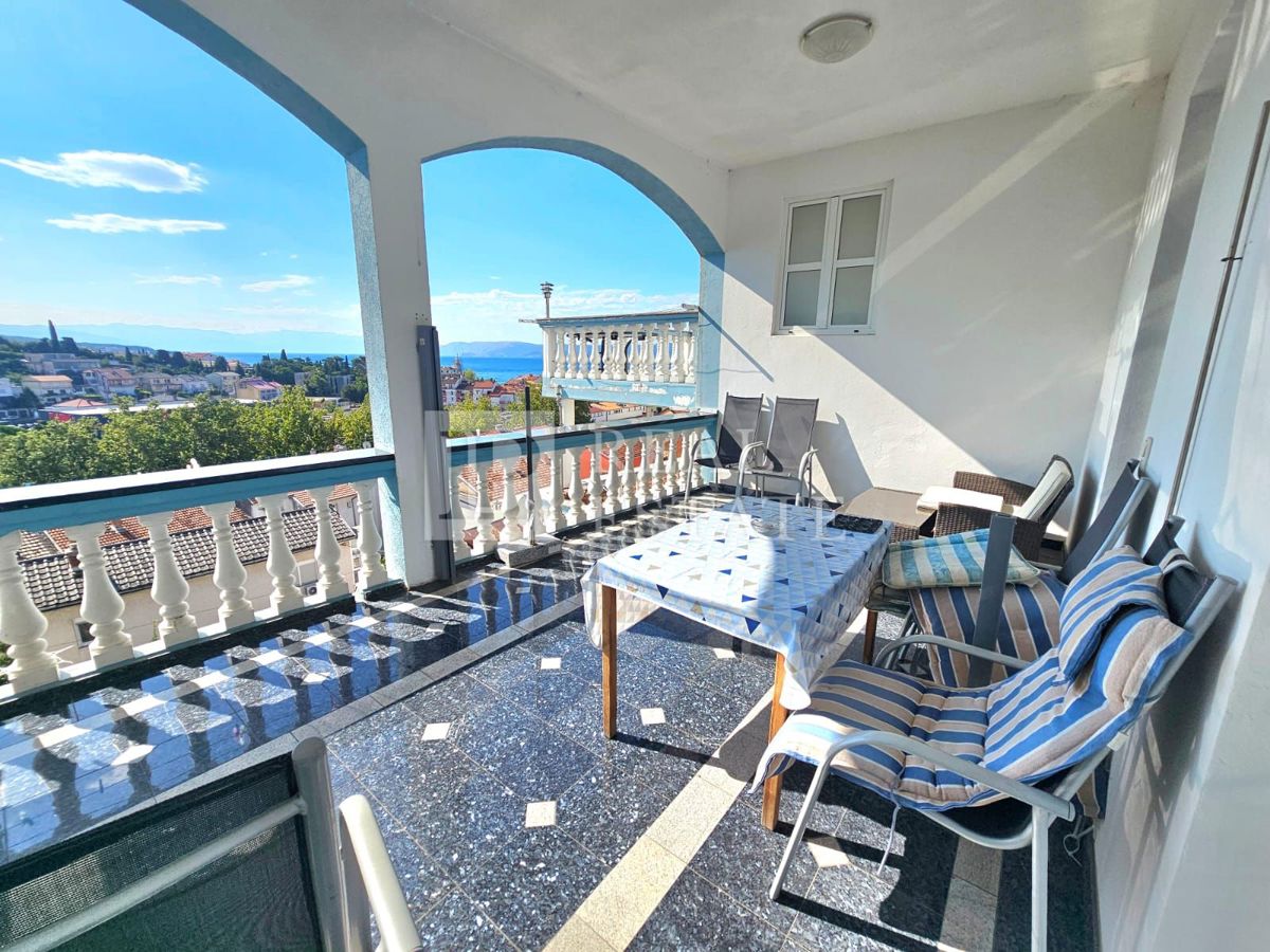 CRIKVENICA - edificio residenziale con 8 appartamenti