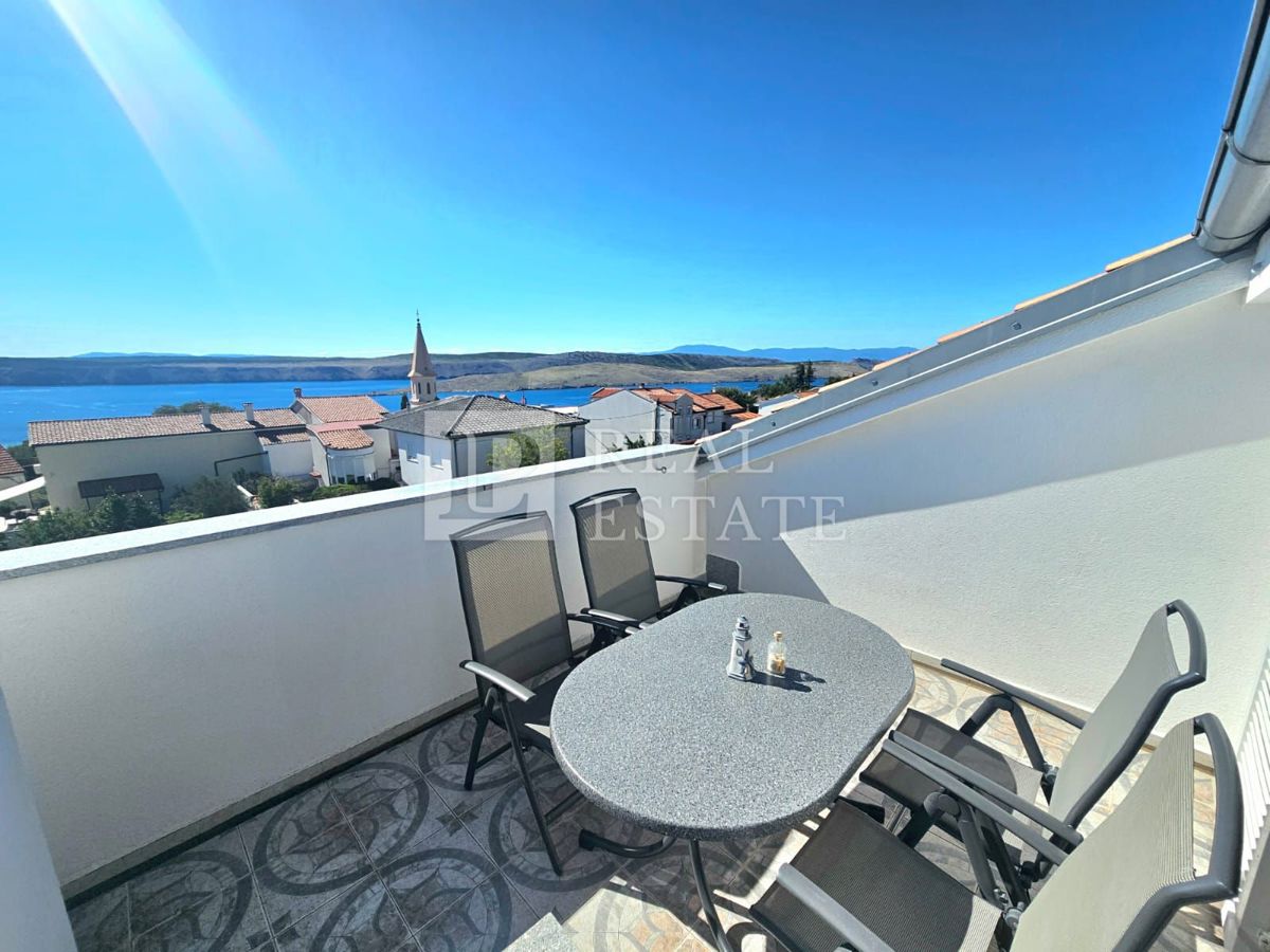 JADRANOVO – VENDITA ESCLUSIVA – Appartamento con 2 camere da letto, a 200 metri dal mare