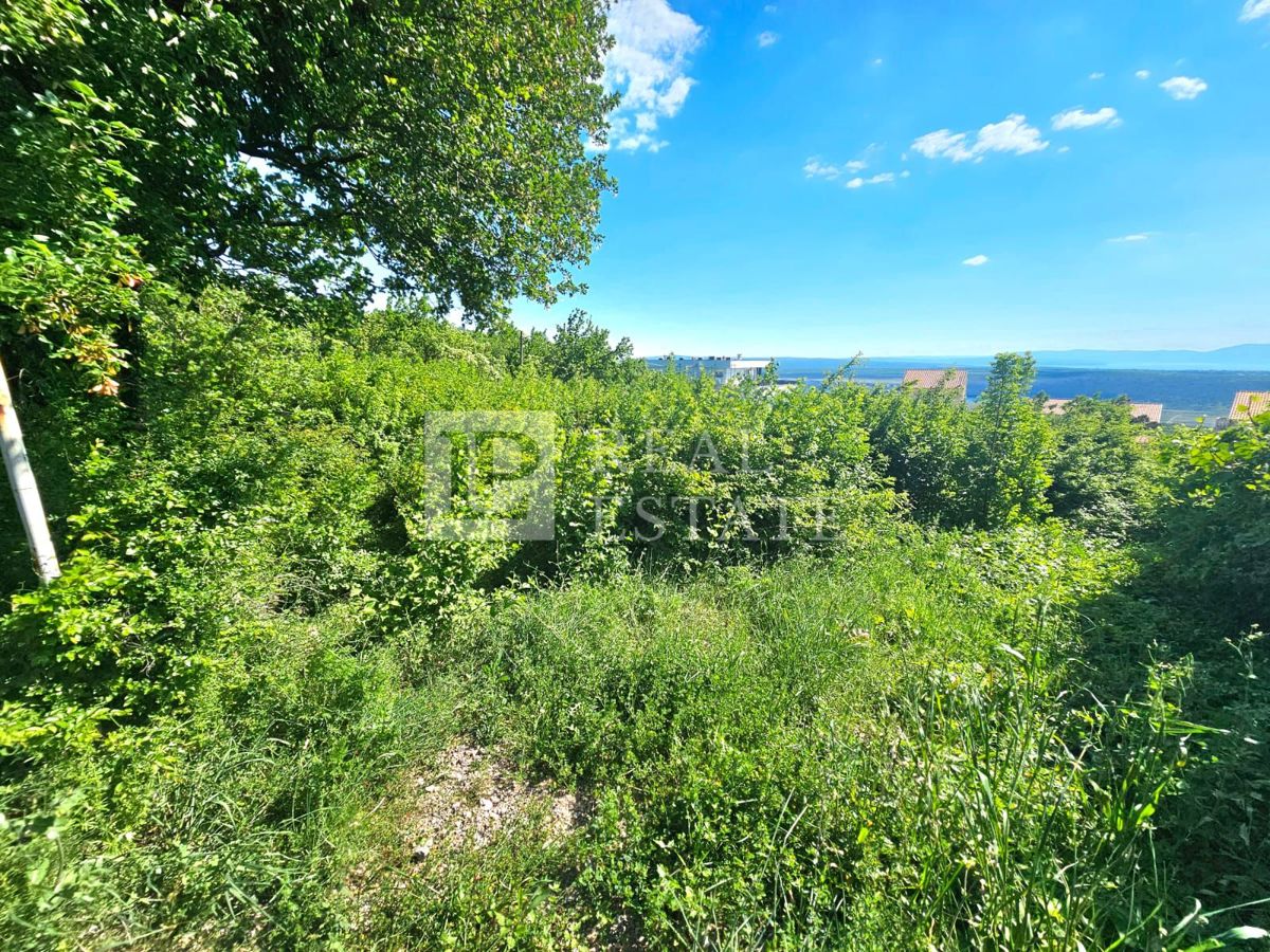 ŠMRIKA - terreno 