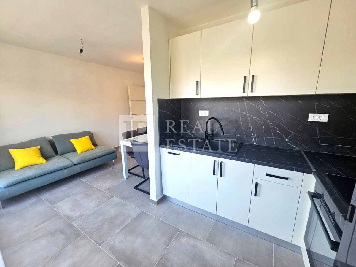 CRIKVENICA - appartamento trilocale con vista mare