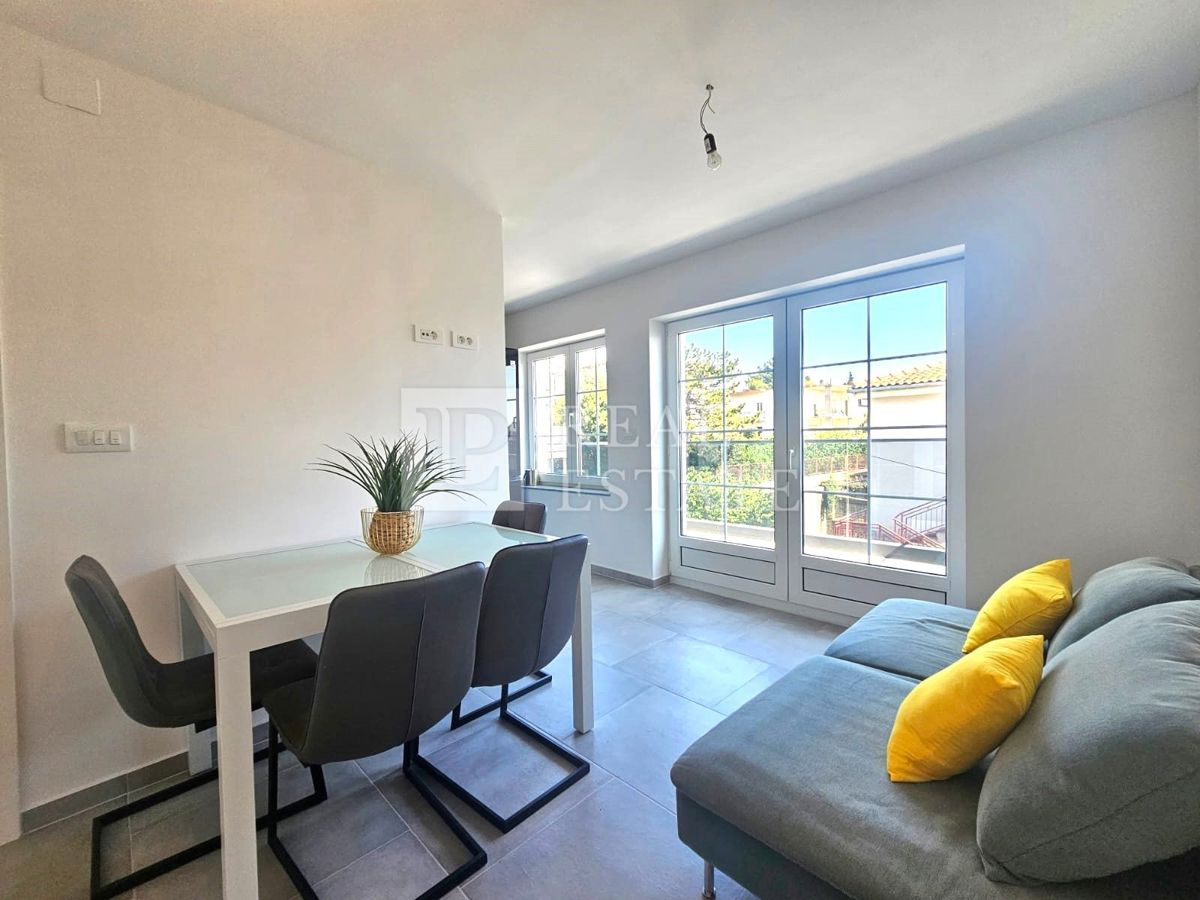 CRIKVENICA - appartamento trilocale con vista mare