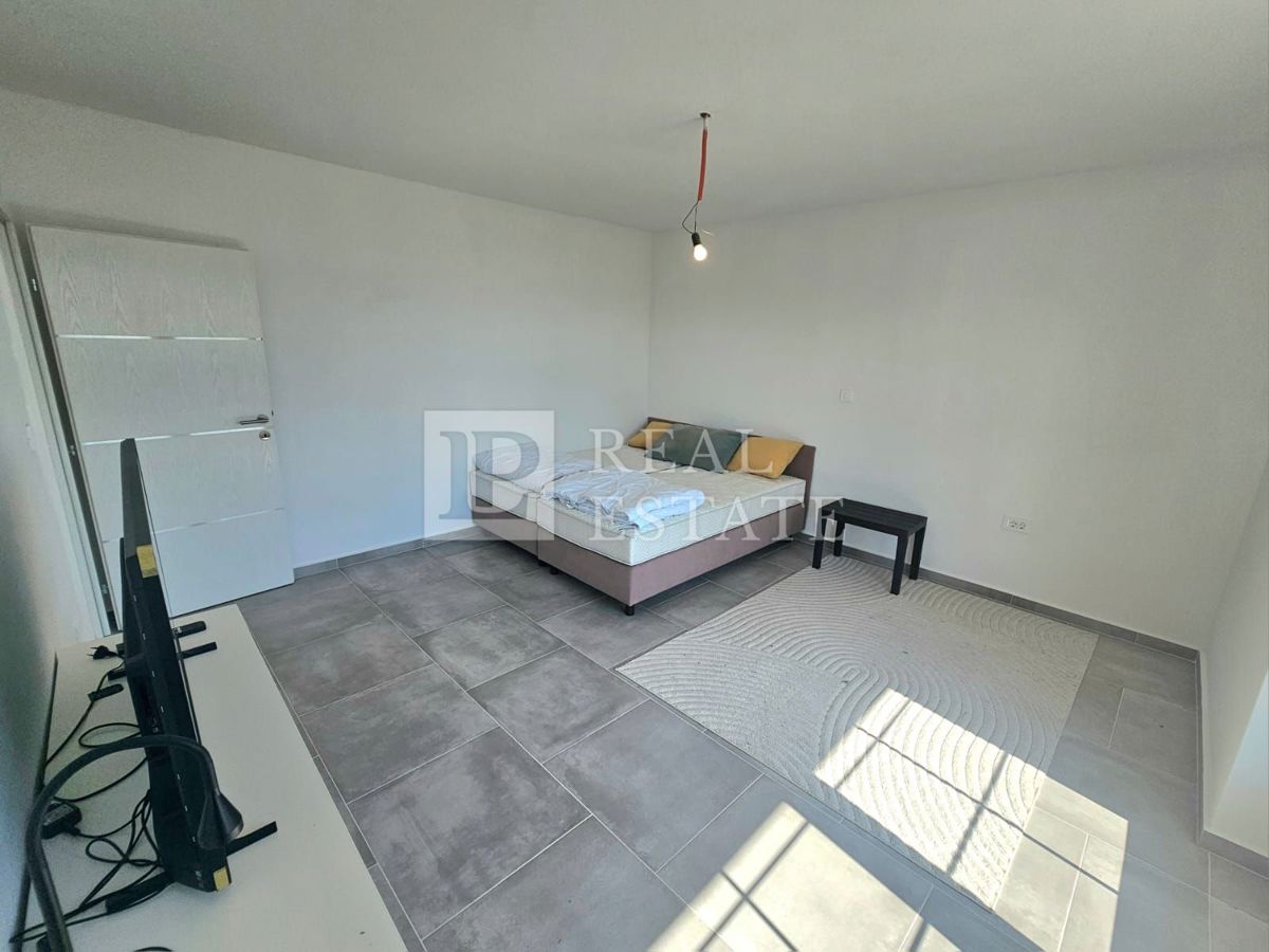 CRIKVENICA - appartamento trilocale con vista mare