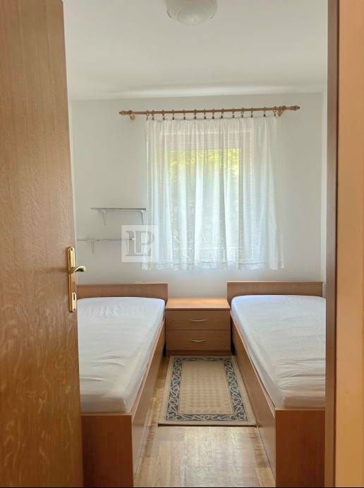 CRIKVENICA - Appartamento con 2 camere da letto a 500 metri dal mare