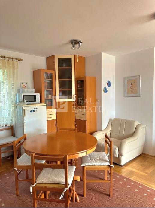 CRIKVENICA - Appartamento con 2 camere da letto a 500 metri dal mare
