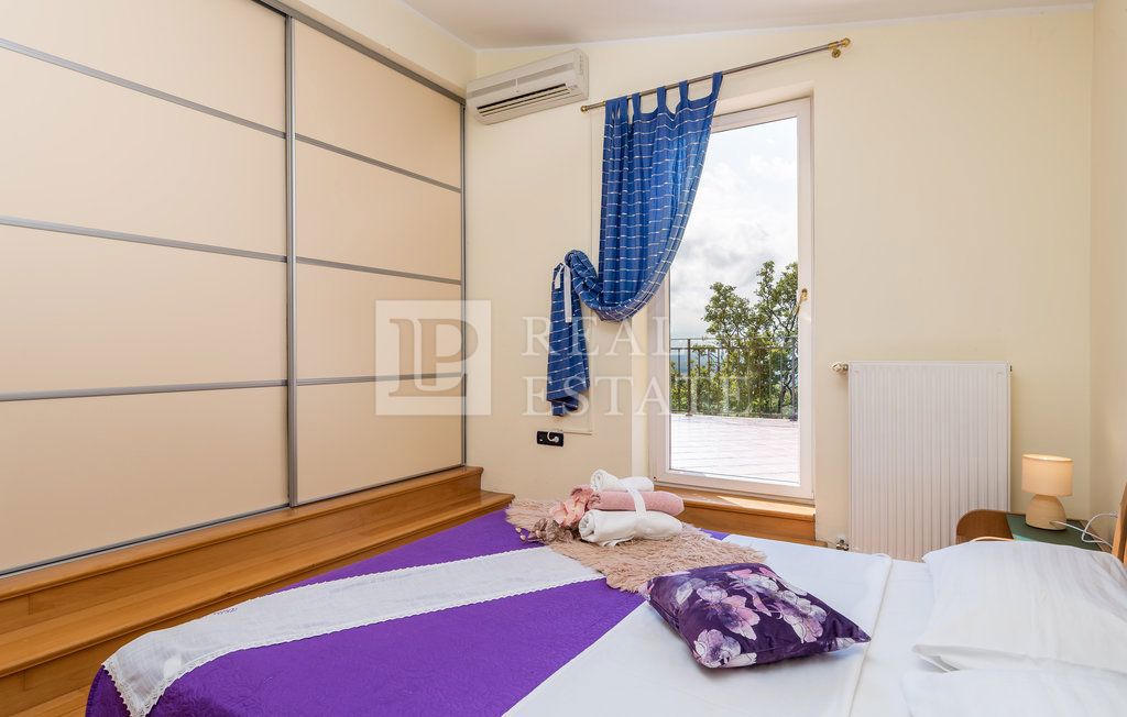 ŠMRIKA - casa indipendente con piscina